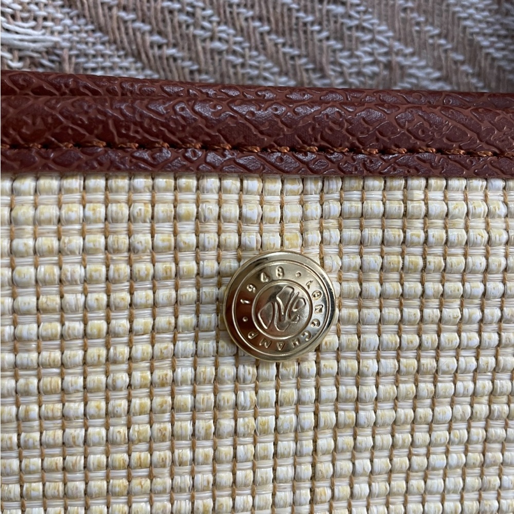 Longchamp Cream Woven Tote with Brown Horse Motif - Picture 3 of 11